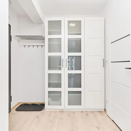 Apartment Ksiecia Witolda 32 By Renters Wroclaw