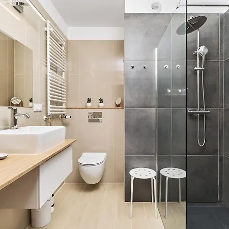 Ksiecia Witolda 32 By Renters Apartment *