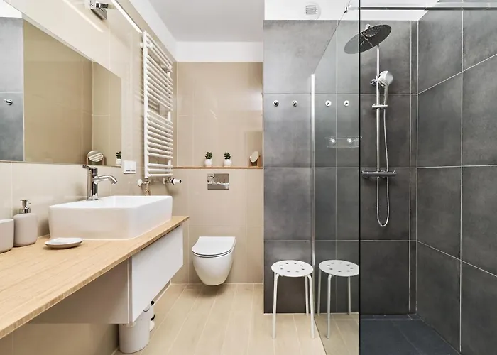 Ksiecia Witolda 32 By Renters شقة *